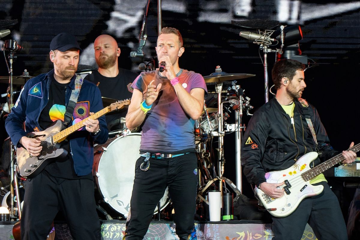 Coldplay Author: Raph_PH https://creativecommons.org/licenses/by/2.0/