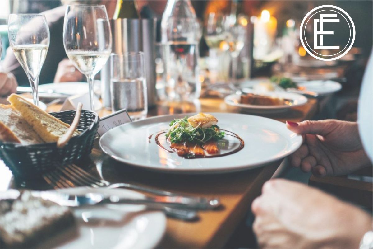 VIP Hospitality Experiences https://creativecommons.org/publicdomain/zero/1.0/ https://freerangestock.com/photos/174020/elegant-dish-in-a-fine-dining-setting.html